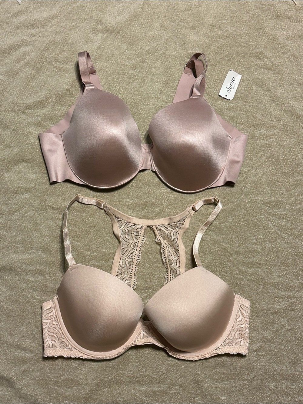 Two Bras Soma & Paramour